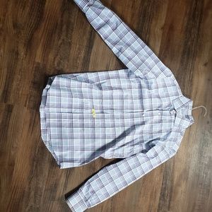 Men's button down longsleeve plaid Ledbury shirt.